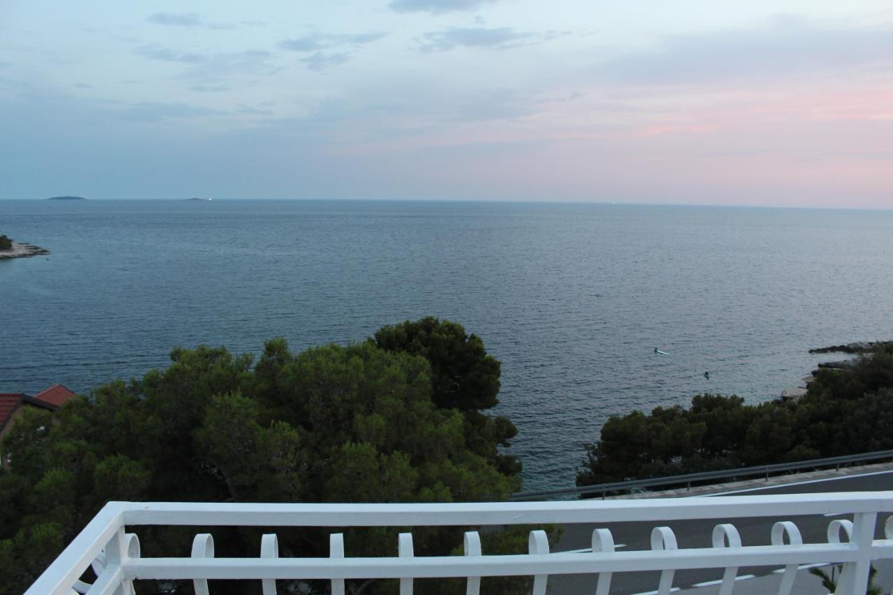 Apartmani Milisa L Primošten Buitenkant foto