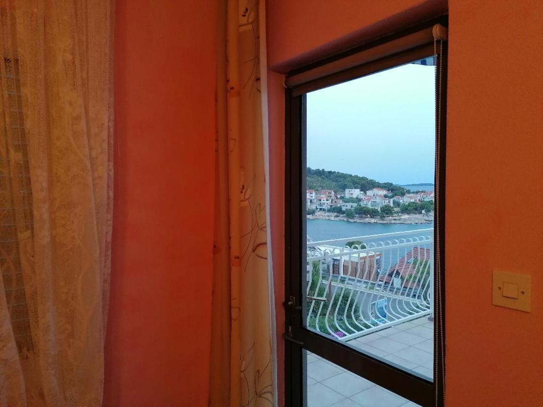 Apartmani Milisa L Primošten Buitenkant foto