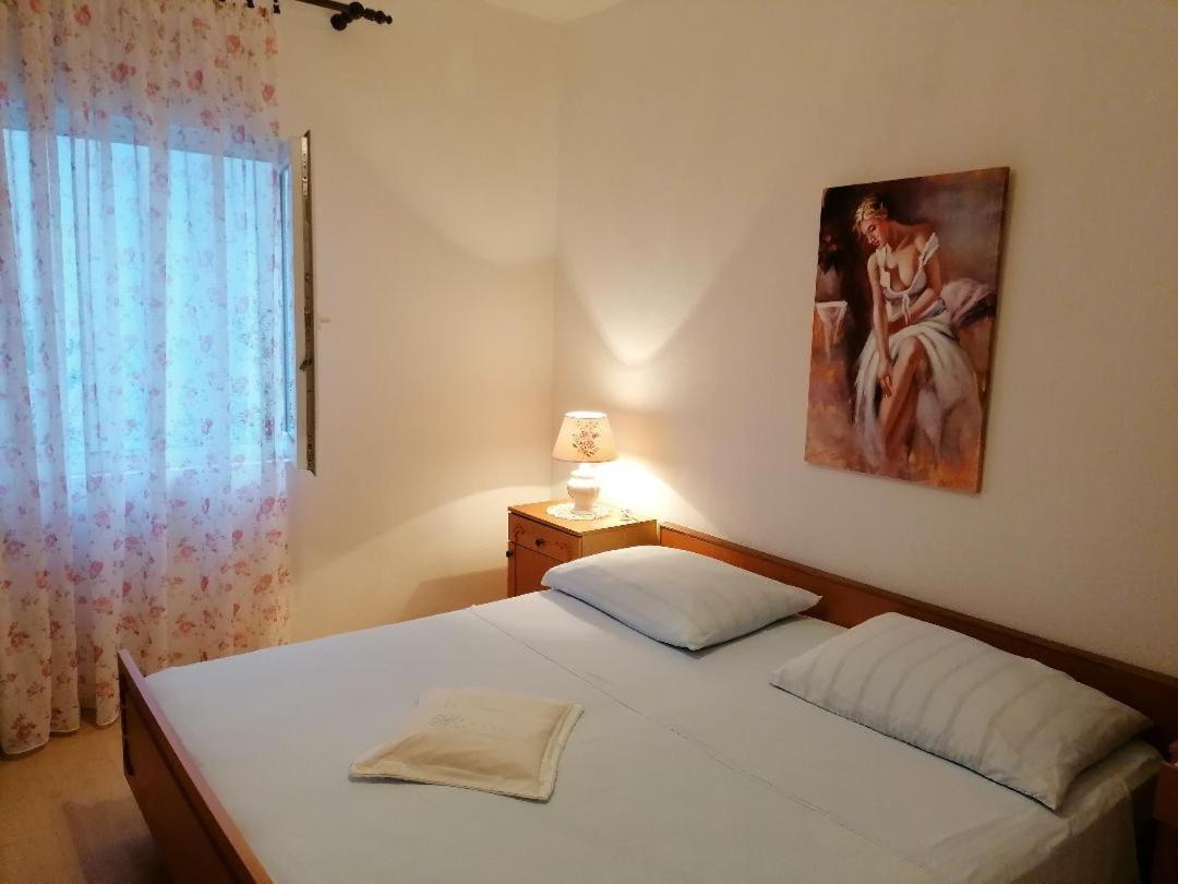 Apartmani Milisa L Primošten Buitenkant foto