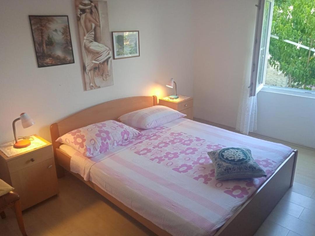 Apartmani Milisa L Primošten Buitenkant foto