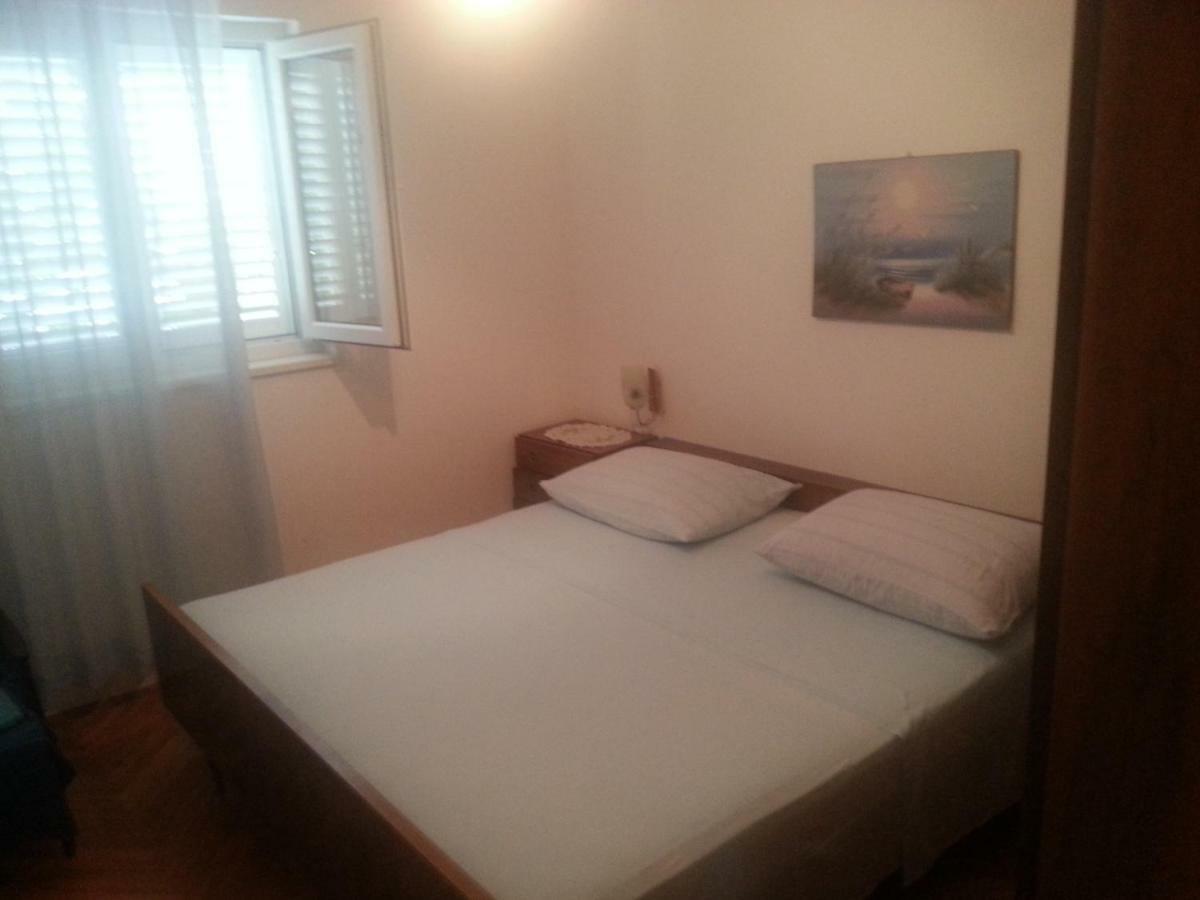 Apartmani Milisa L Primošten Buitenkant foto