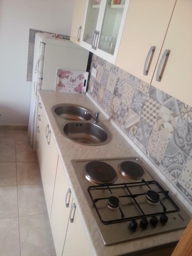 Apartmani Milisa L Primošten Buitenkant foto